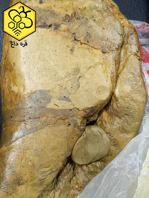 خریدار و فروشنده موم