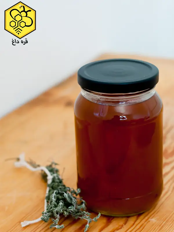 فروشنده ی عسل طبیعی