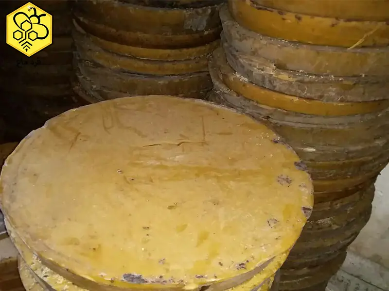 قیمت عمده موم کلوخ