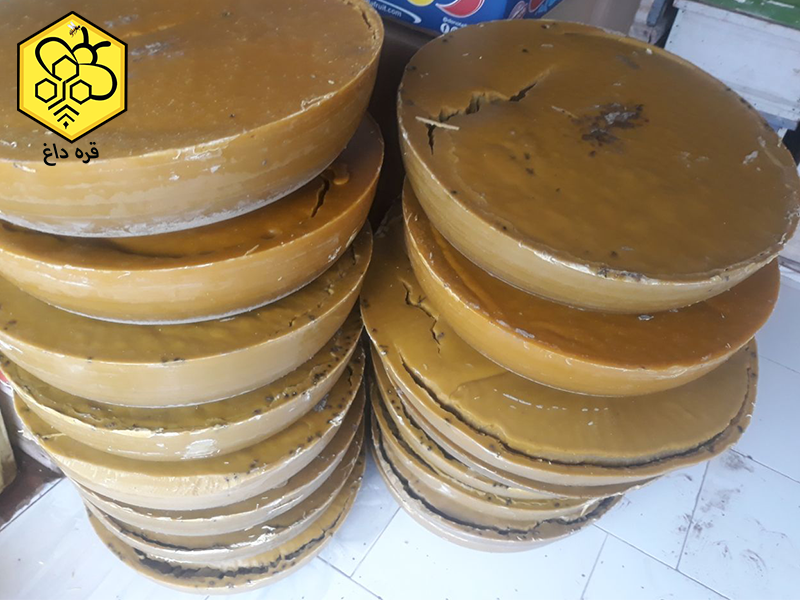 فروش موم کلوخ و آجدار