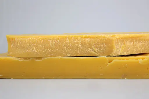 فروش کرم موم عسل