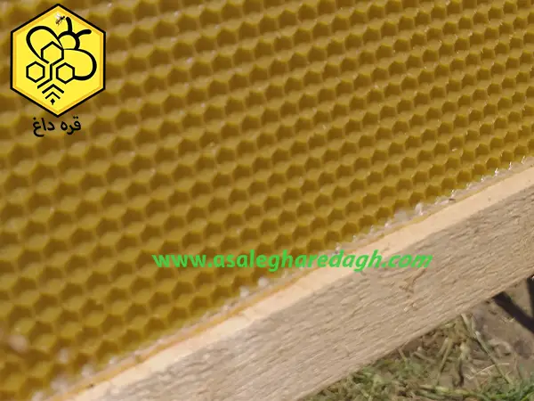 ورق موم رنگی طبیعی